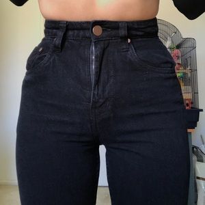 Prettylittlething mom jeans